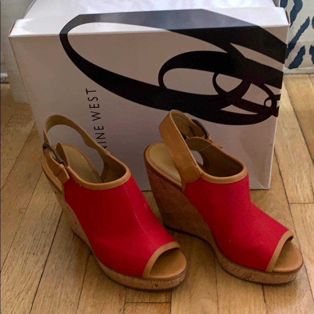 Red Wedges